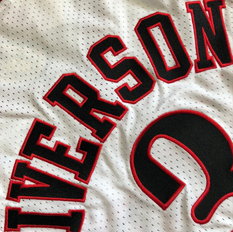 Allen Iverson Philadelphia 76ers 3 White MN