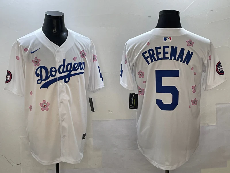 Men's Los Angeles Dodgers Freddie Freeman #5 White Alternate Replica Player Jersey